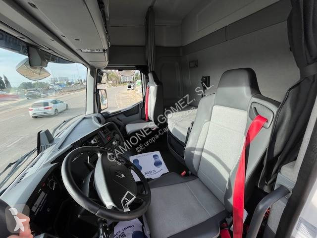 Tracteur Renault