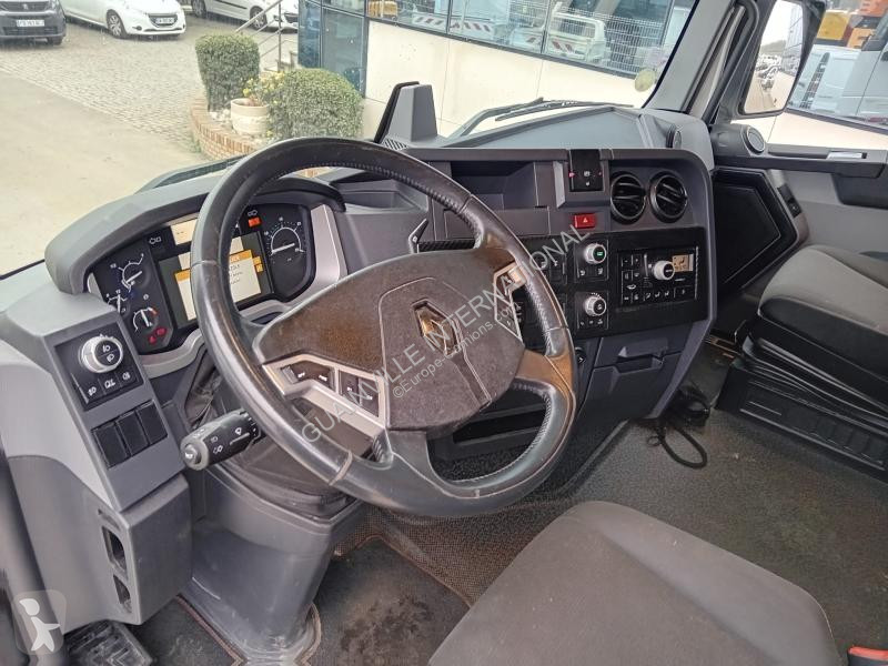Traktor Renault 480 Gamme T