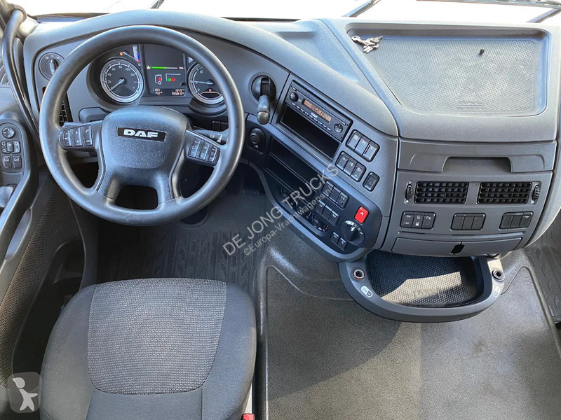Traktor DAF 106460 SSC / Retarder / 2x Tank