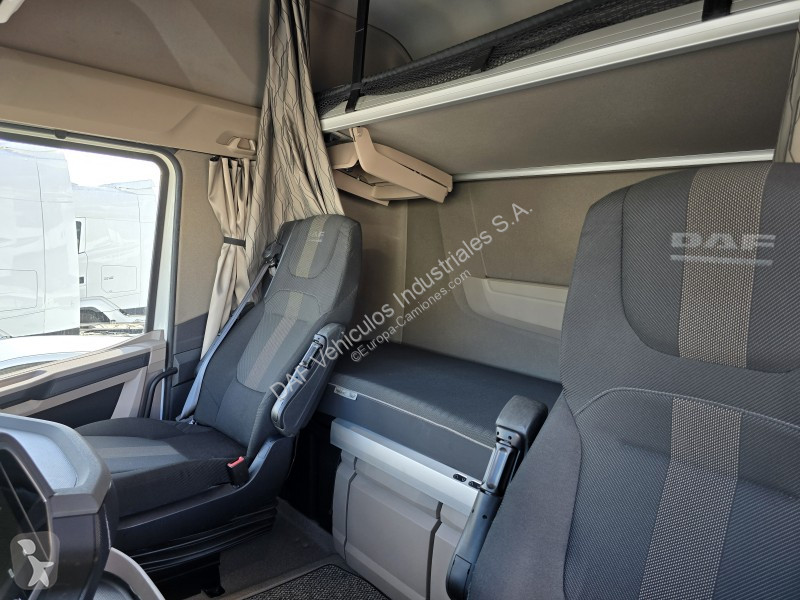 Traktor DAF 480 FT 4X2