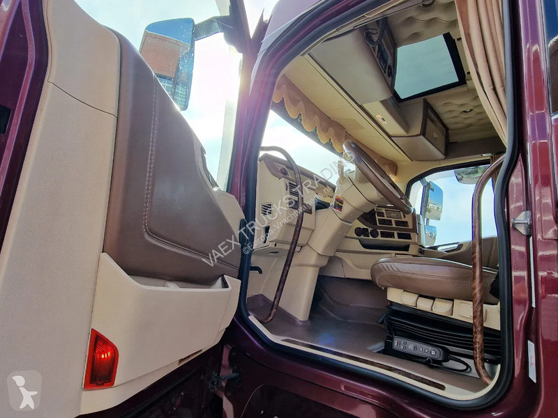 Tahač Volvo 13540 Lowroof 6x2 - Show truck -...