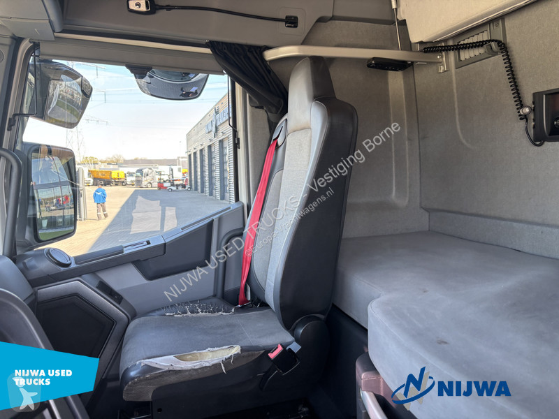 Traktor Renault T 460 4x2 Koelkast + Standkachel