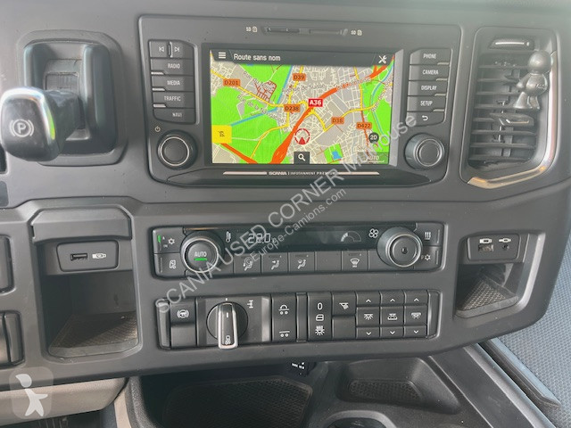 Tracteur Scania S 650 A6x2NA