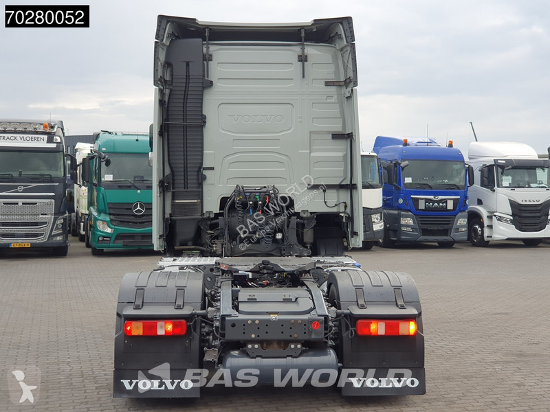 Tractor Volvo FH  FH 4X2 VEB+ 2x Tanks ACC LED