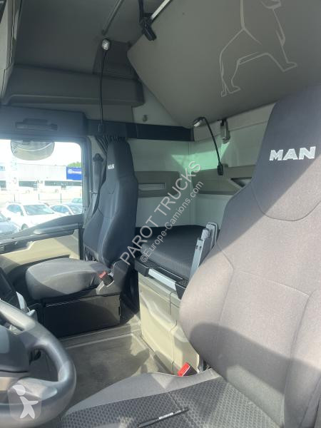 Traktor MAN 18.470