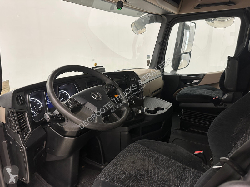 Traktor Mercedes 1842