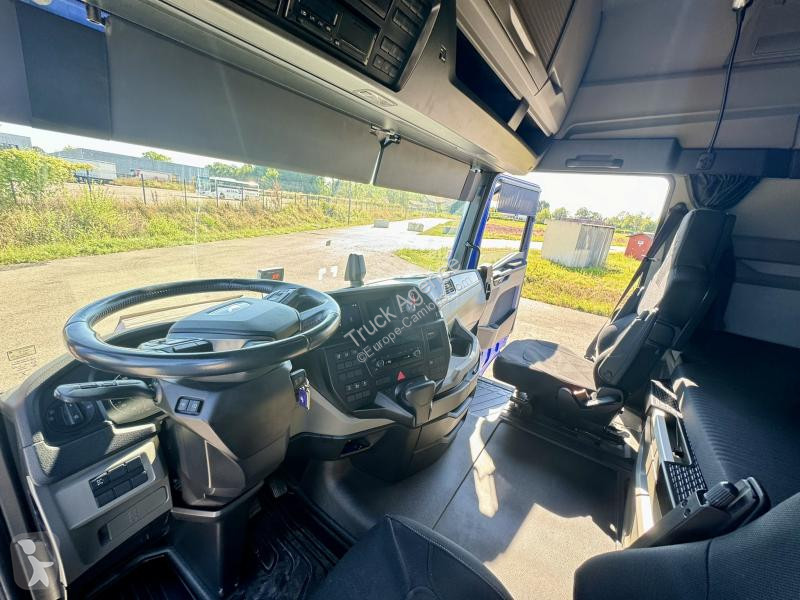 Traktor MAN 18.510