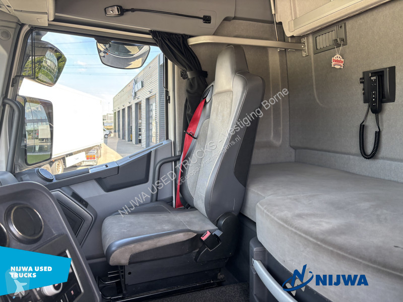 Traktor Renault T 430 4x2 Standkachel + Koelkast