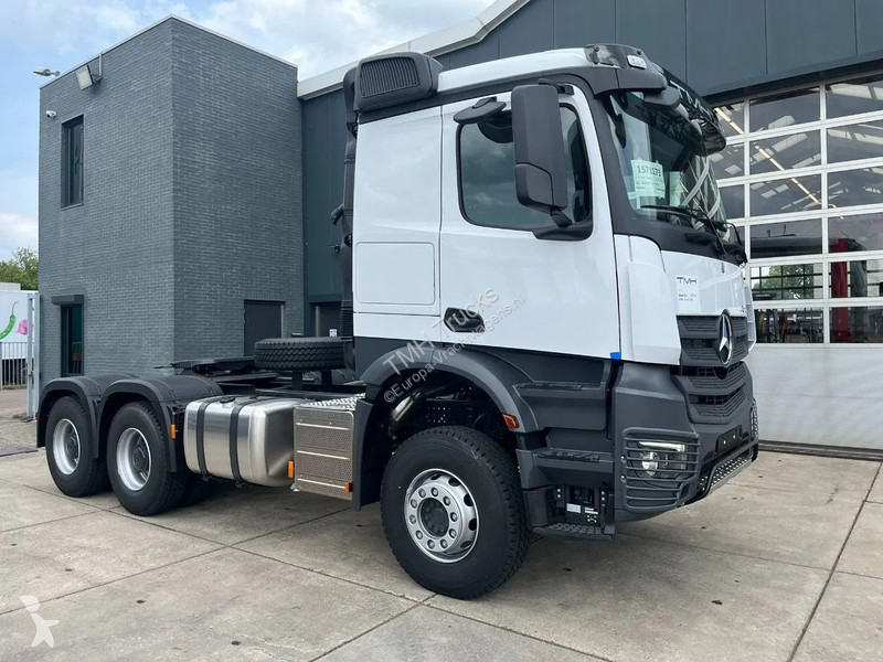 Tahač Mercedes 3348 S 6x4 Tractor Head