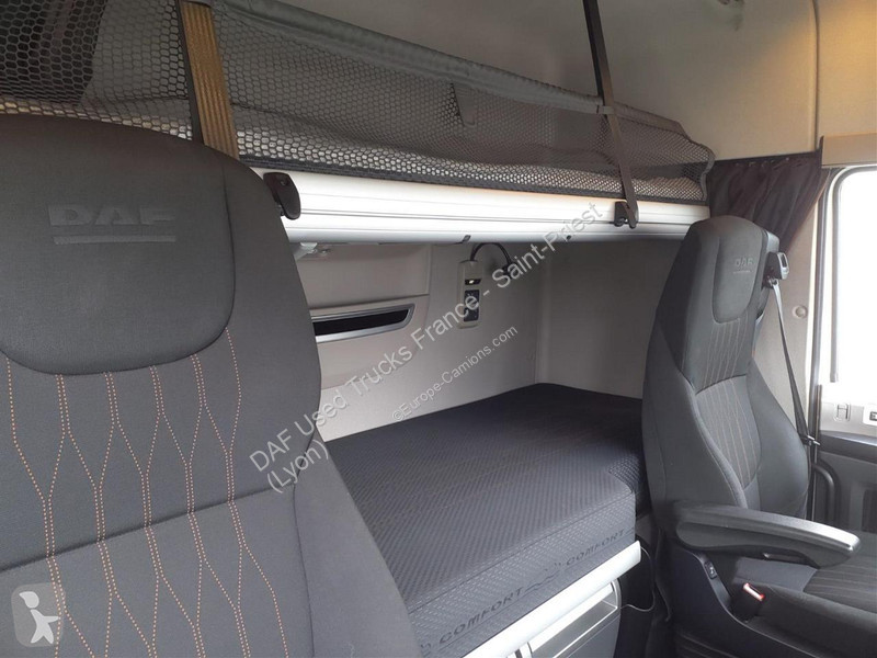 Traktor DAF 480 FT LOW DECK 4X2