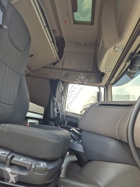 Trekker DAF 480 FT SUPER SPACE CAB