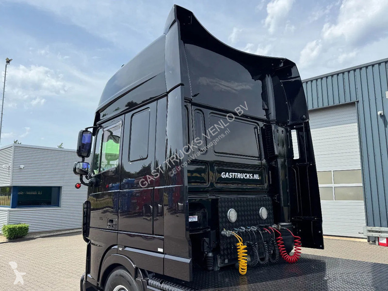 Tahač DAF 105460 Super Space Cab Showtruck *TOP*