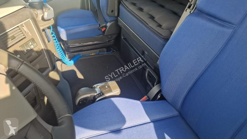 Tahač Volvo 500 Globetrotter I-save