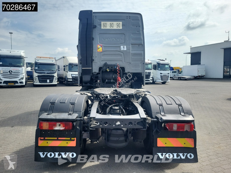 Tractor Volvo FH  4X2 VEB+ I-ParkCool 2xTanks...