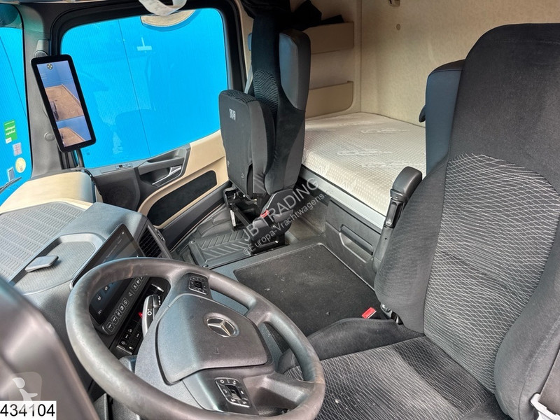 Trekker Mercedes 1845 EURO 6D, MP5, Mirrorcams