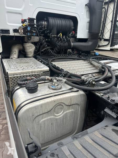 Traktor Ford