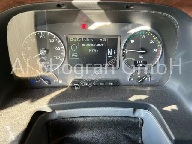 Tahač Mercedes 4155...