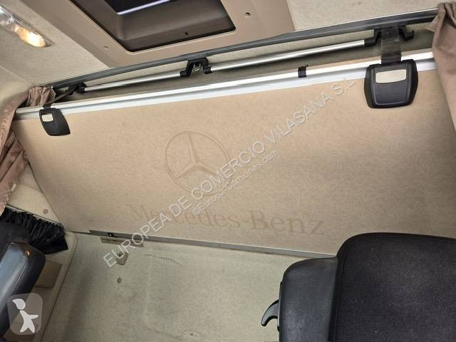 Traktor Mercedes