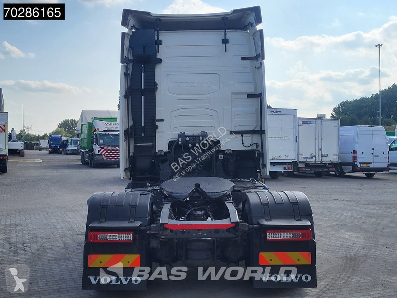 Traktor Volvo 4X2 2x Tanks I-Park Cool ACC Euro 6