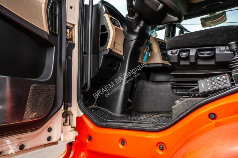 Traktor MAN 18.460 BLS 4X4 + kiphydr. (Cardan)