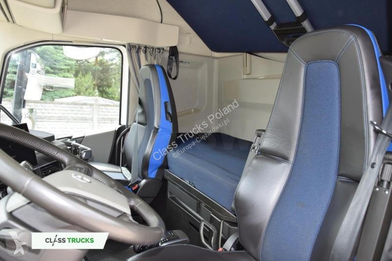 Traktor Volvo 500 Globetrotter XL