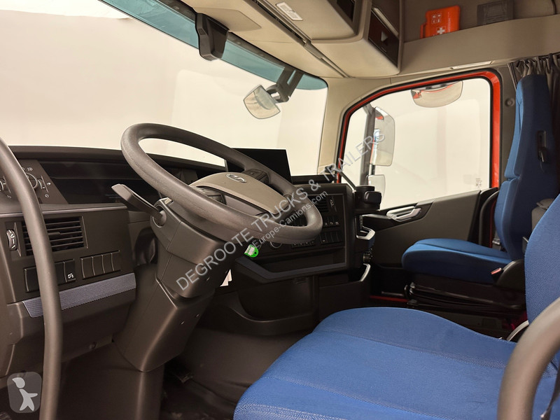 Traktor Volvo 500 Globetrotter