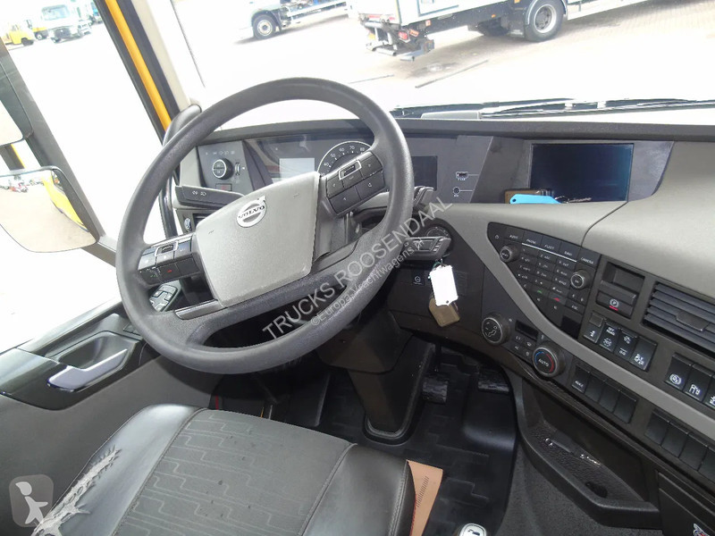 Traktor Volvo 420 + 6X2 + EURO 6