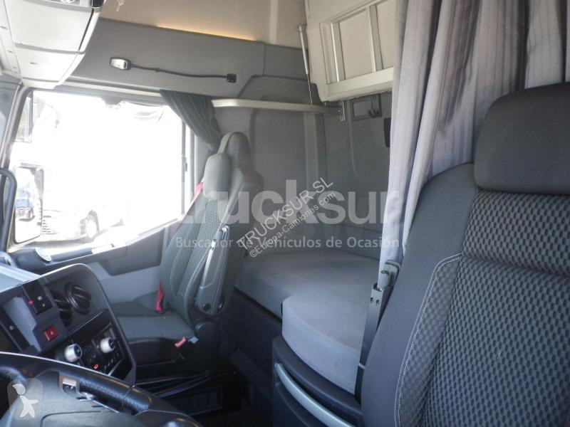 Trekker Renault  T520 HIGH SLEEPER CAB