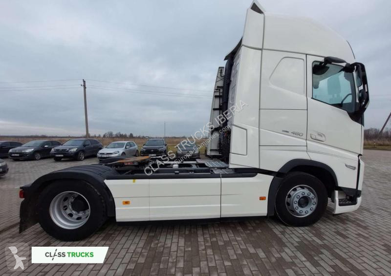 Tahač Volvo FH  Globetrotter XL i-Save Side Skirts