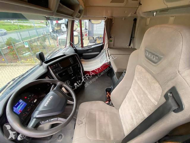 Traktor Iveco