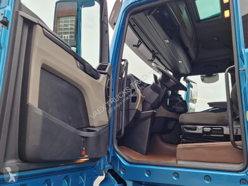 Traktor MAN 26.510 6x2 XLX - Full spoiler - Led...
