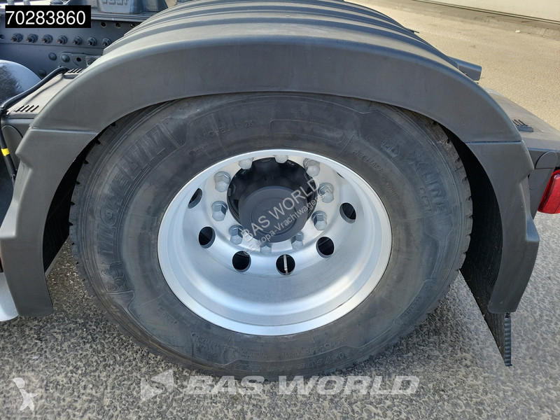 Traktor Volvo 500 4X2 2x Tanks VEB+ I-Park Cool...