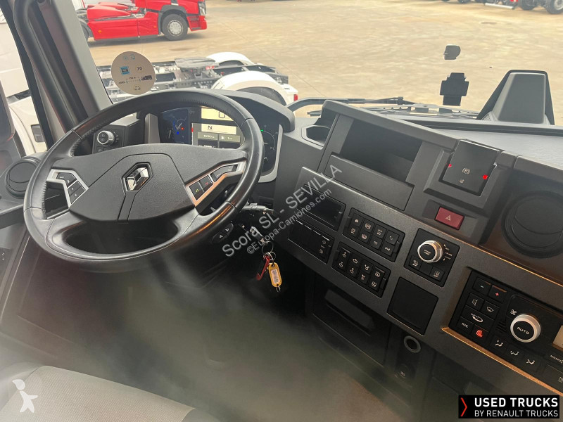Traktor Renault