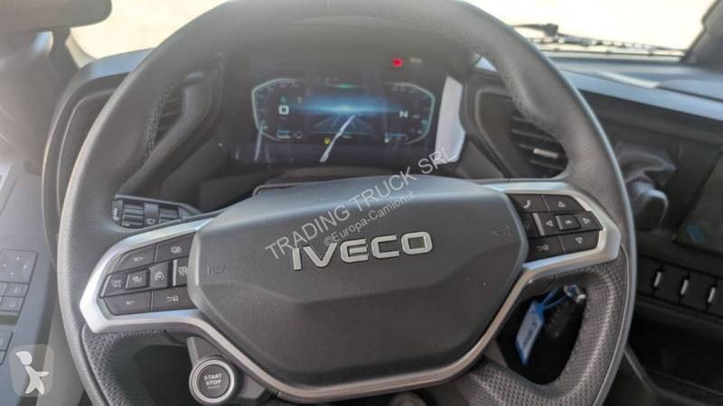 Traktor Iveco