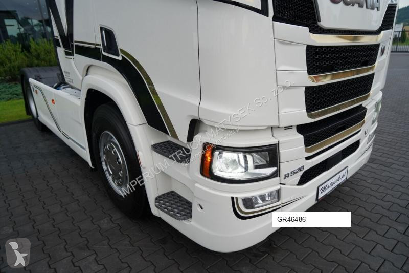 Traktor Scania R 520