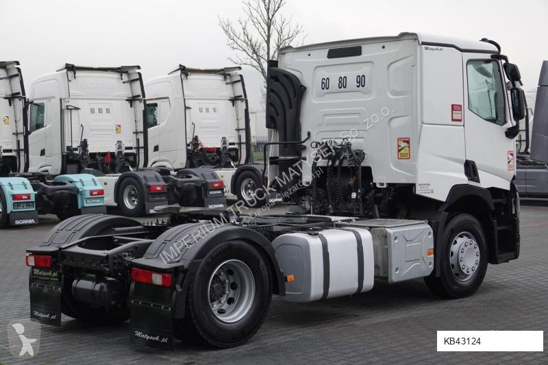 Traktor Renault T 480