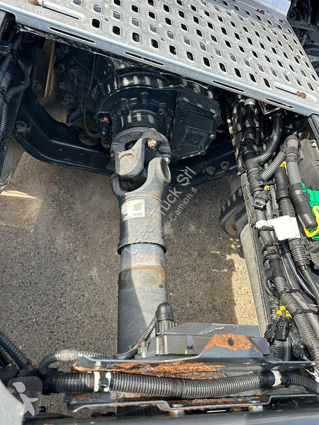 Traktor Iveco 460