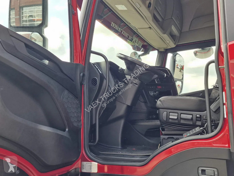 Tahač Iveco 570 6x2 - Retarder - Full air -...