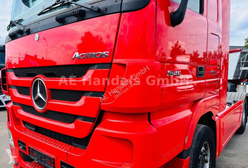 Traktor Mercedes 1846