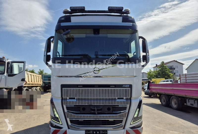Tahač Volvo FH