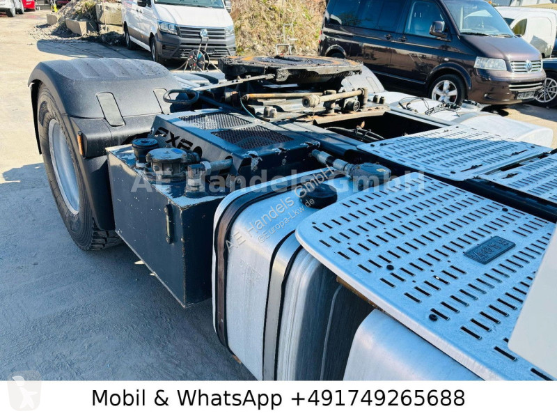 Traktor DAF XF 530