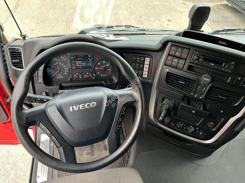 Tractor Iveco EVO 460