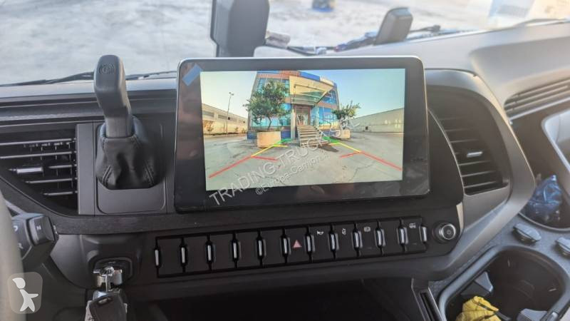 Traktor Iveco
