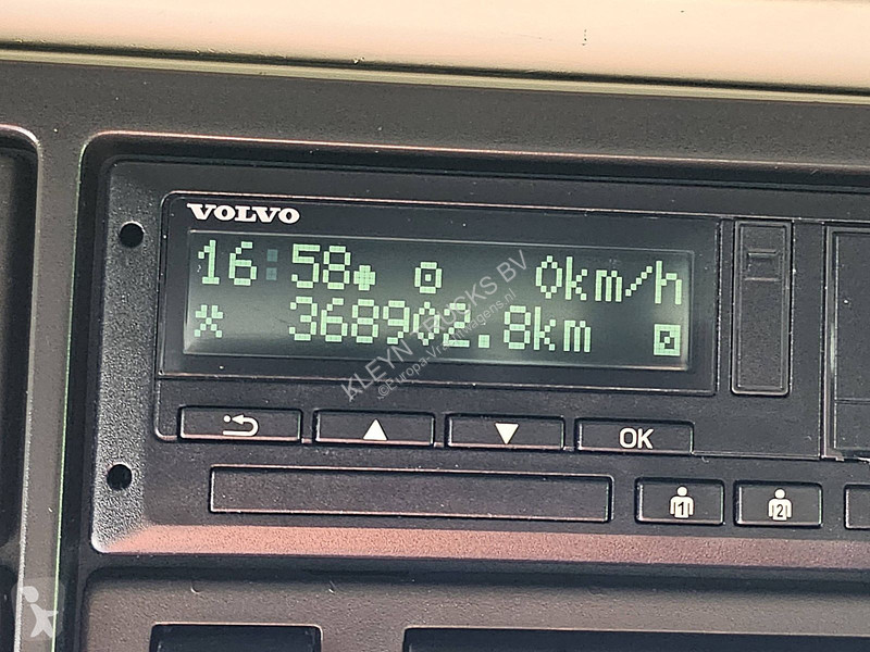 Tahač Volvo 500 XL LED 2X TANK VEB+