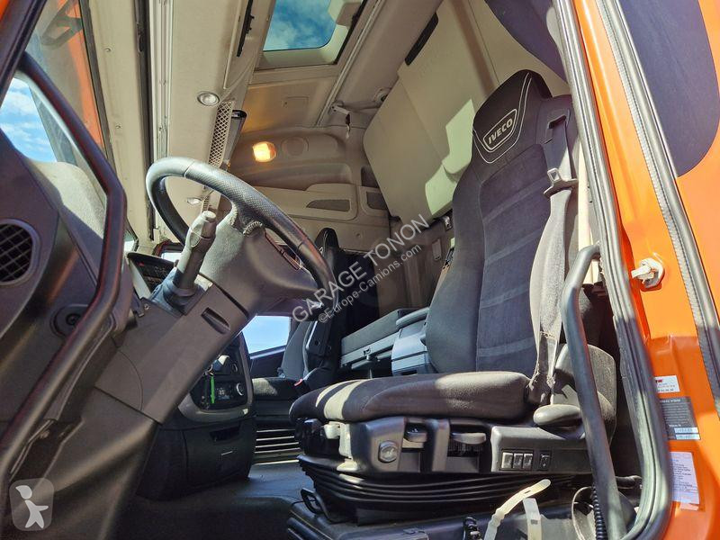 Traktor Iveco 460