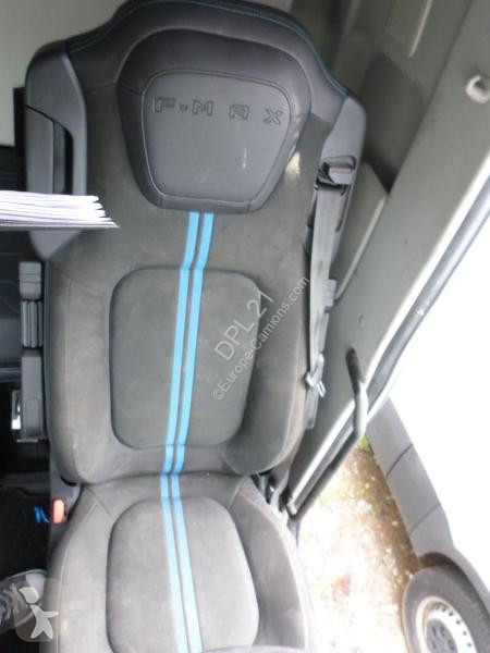 Traktor Ford 500