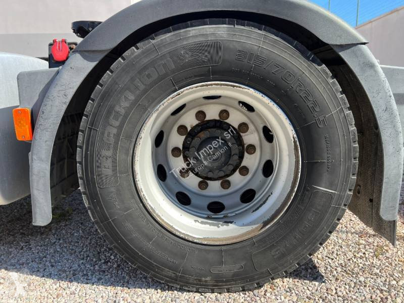 Traktor Iveco