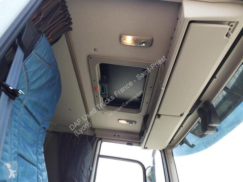 Traktor DAF 450 FT 4X2