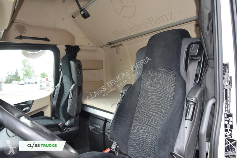 Traktor Mercedes 5 1845 BigSpace Max tanks