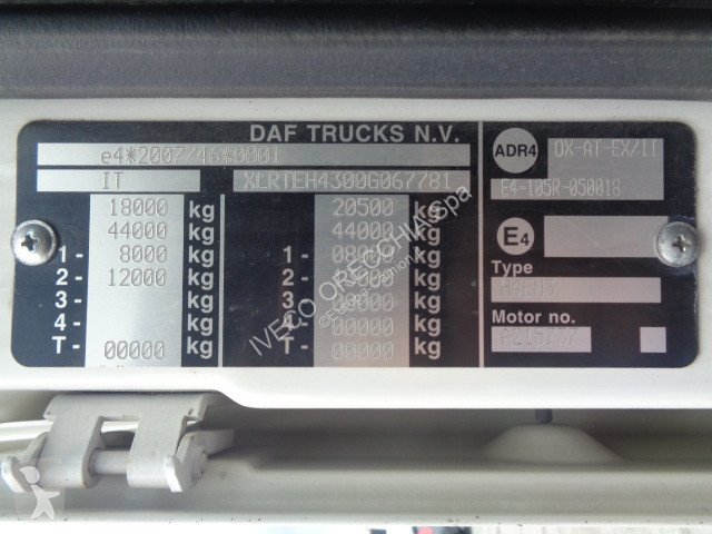 Tahač DAF XF460
